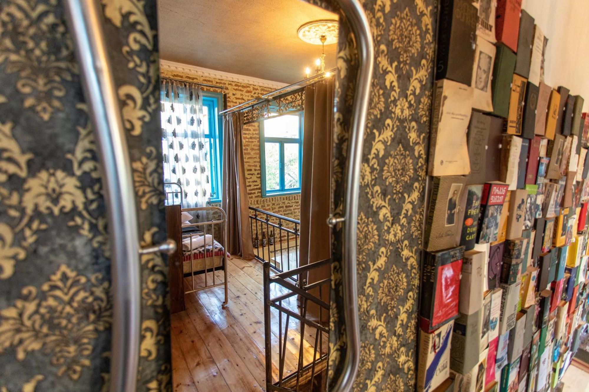 كوتايسي Book Hotel المظهر الخارجي الصورة
