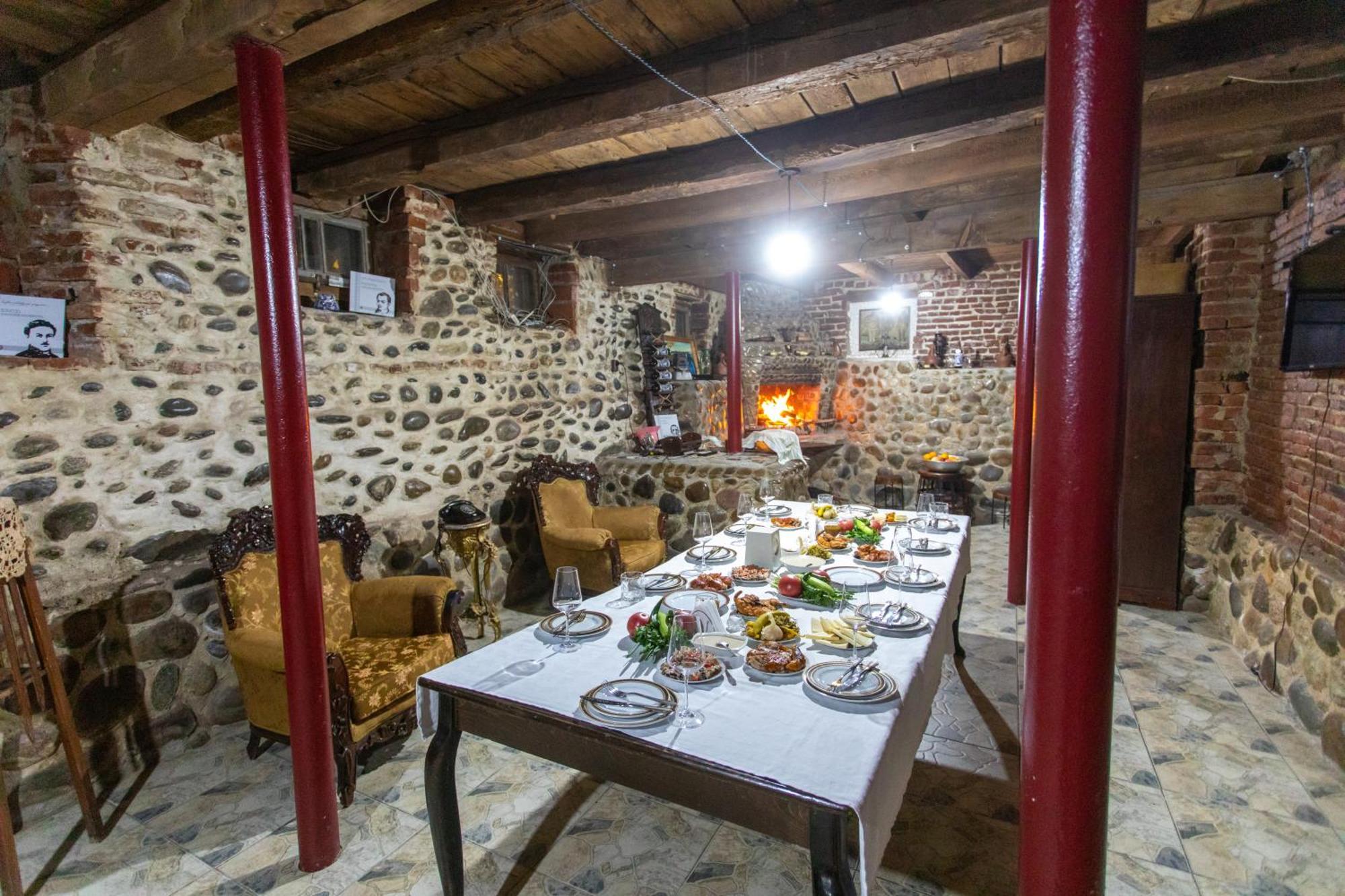 كوتايسي Book Hotel المظهر الخارجي الصورة